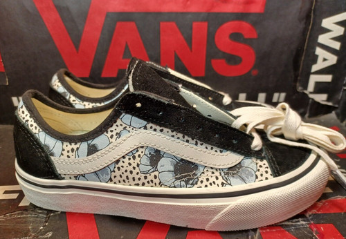 Vans men women 5 - 4/women's, 5.5
