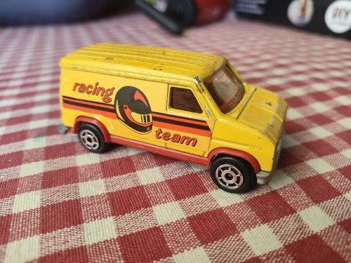 Vintage fourgon van - -,